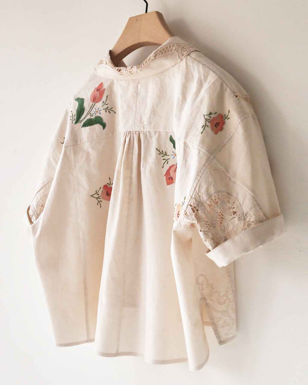 Morning Tulip Note Shirt