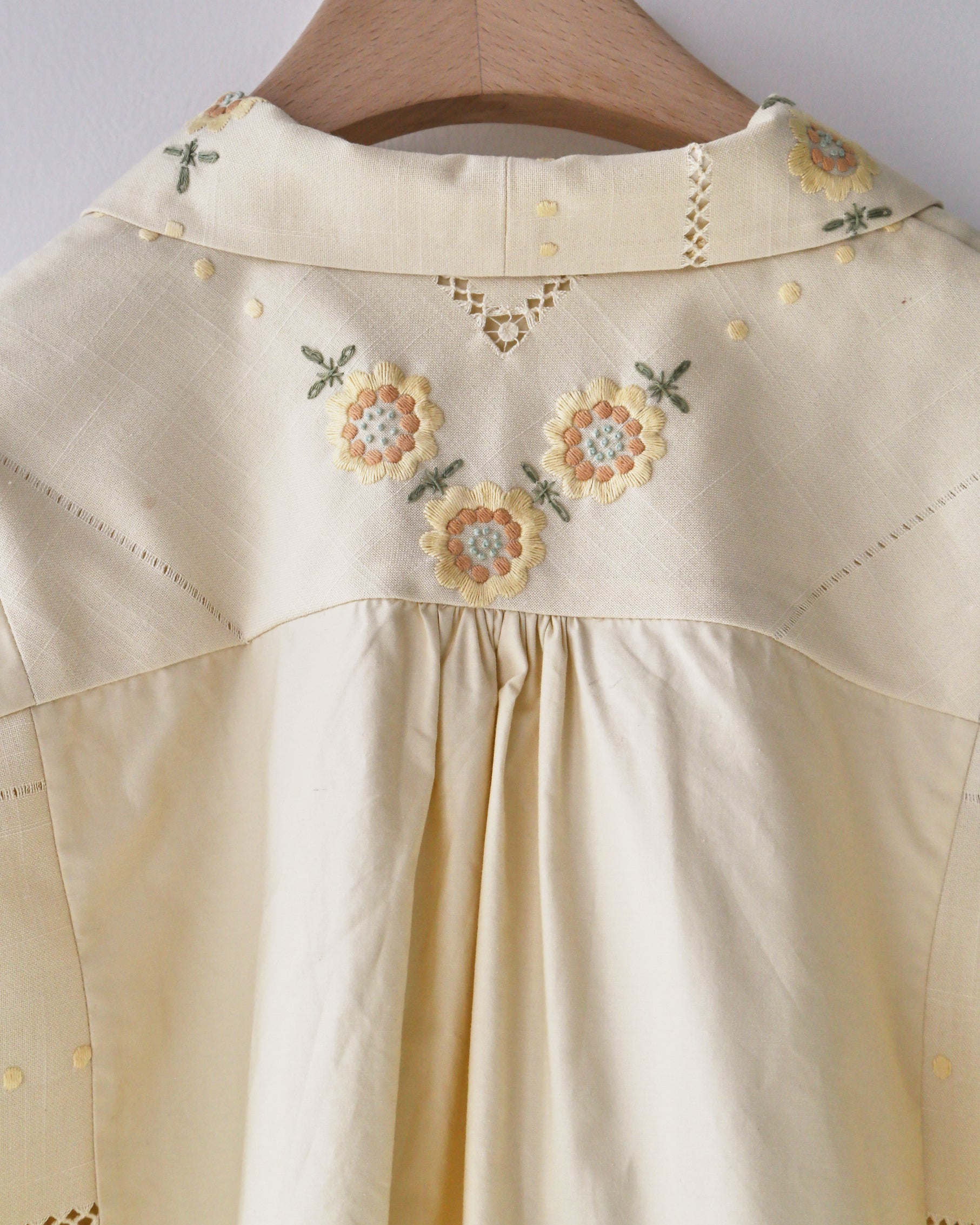 Butterflower Note Shirt