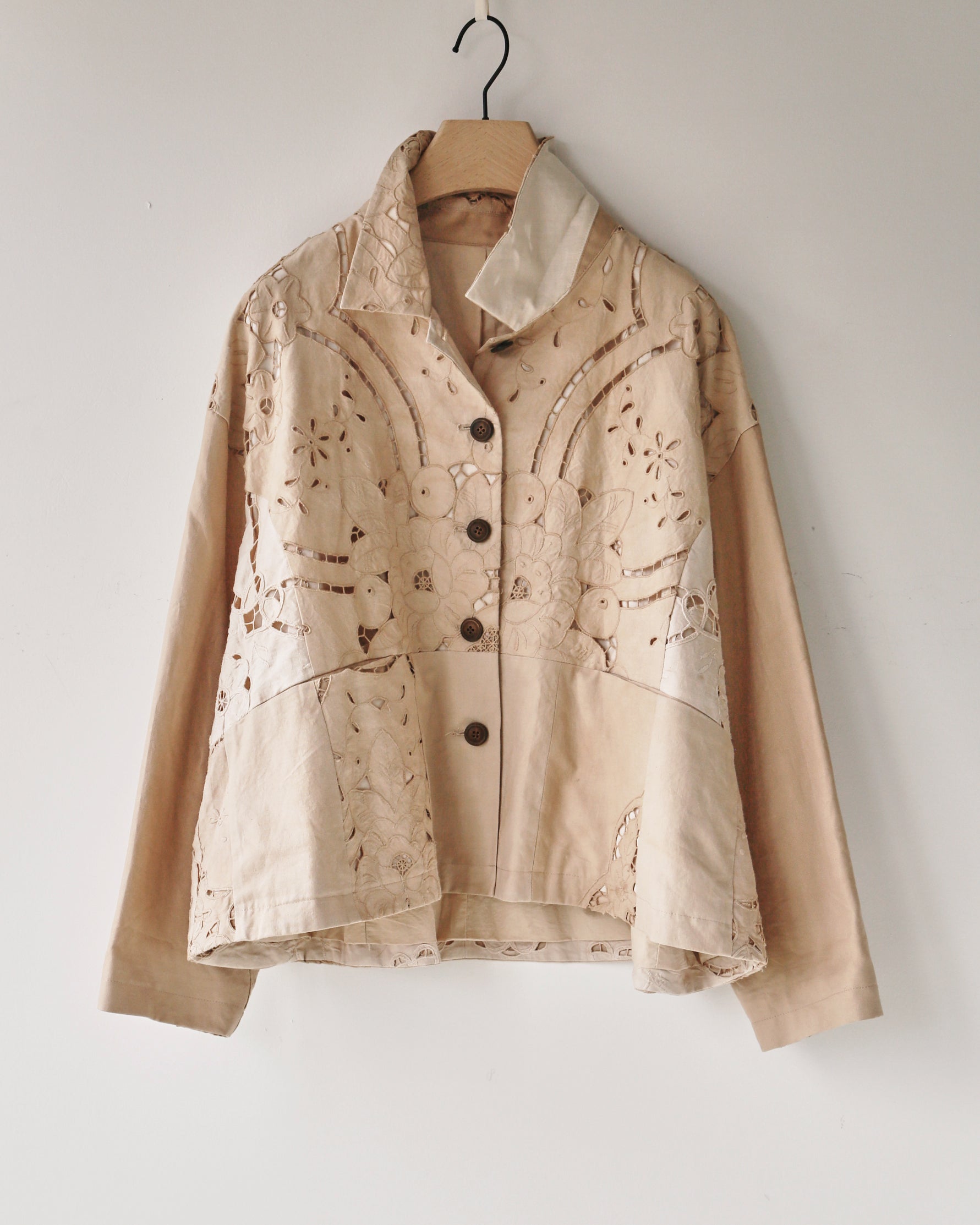 Amber Tea Cutwork March Jacket