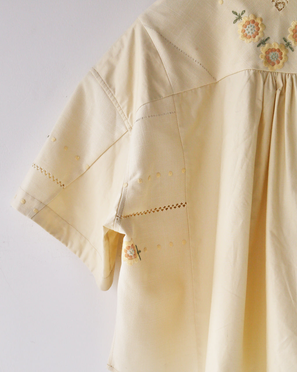 Butterflower Note Shirt