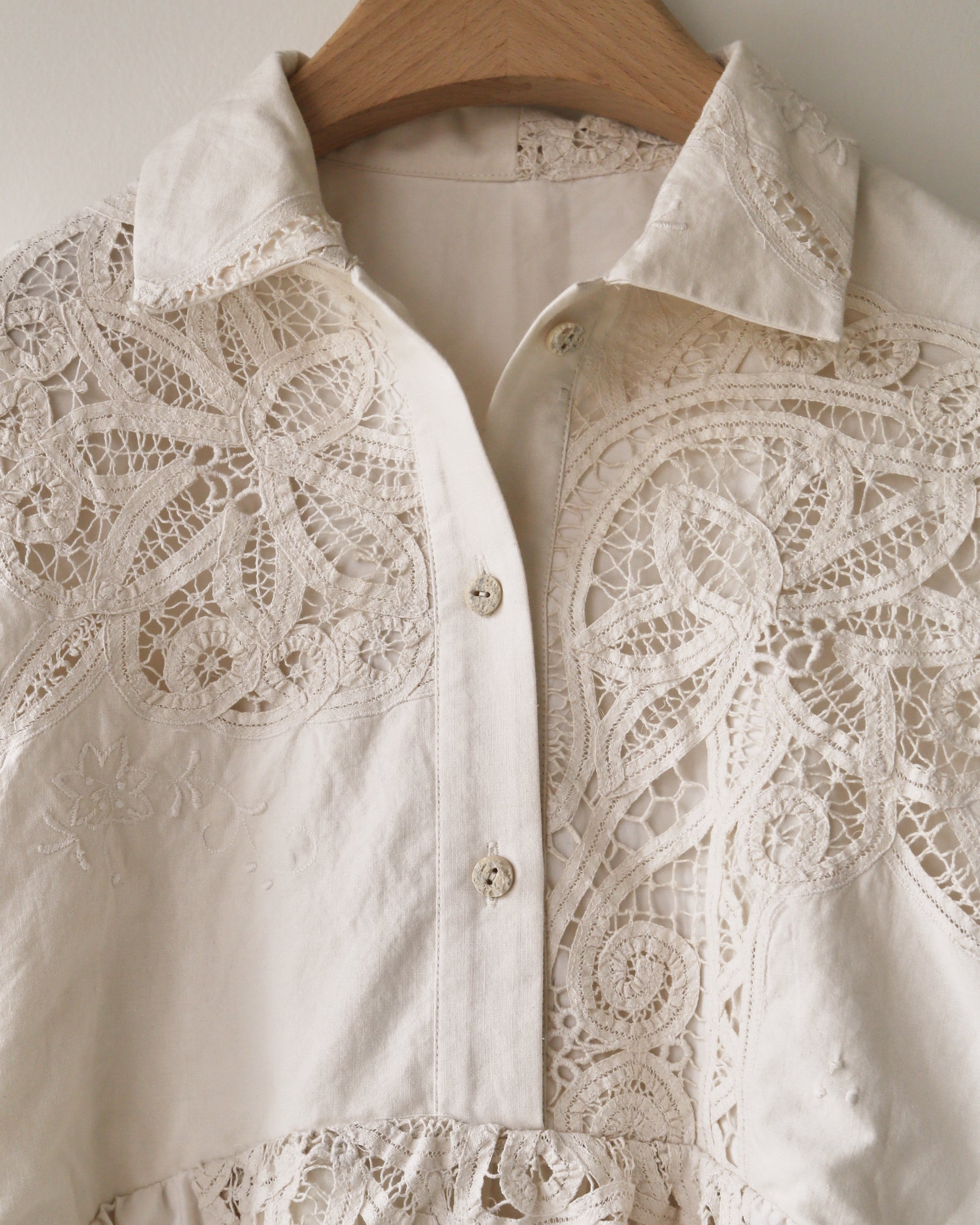 Battenberg Lace Echo Blouse