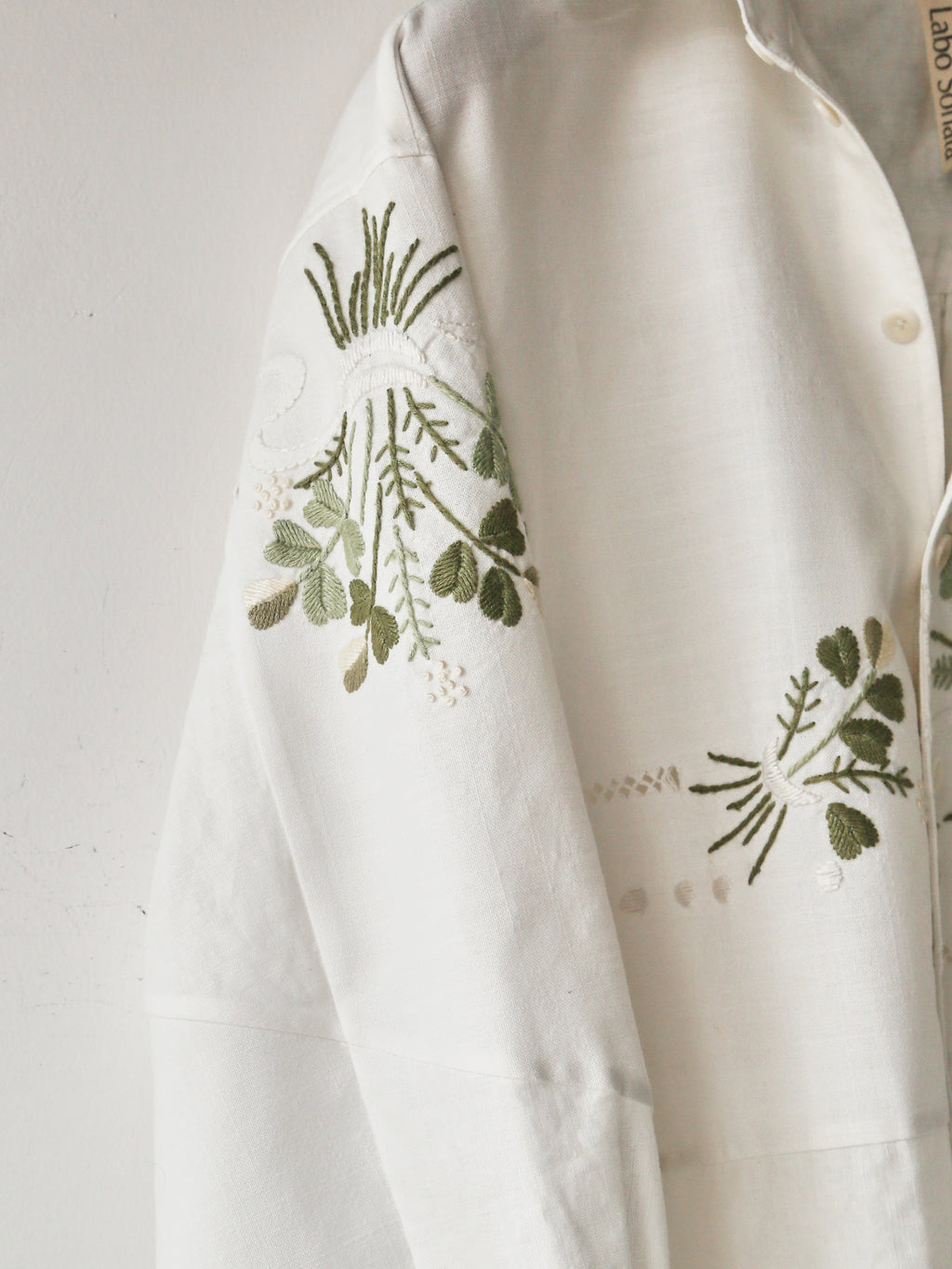 Clover Bouquet Tone Shirt